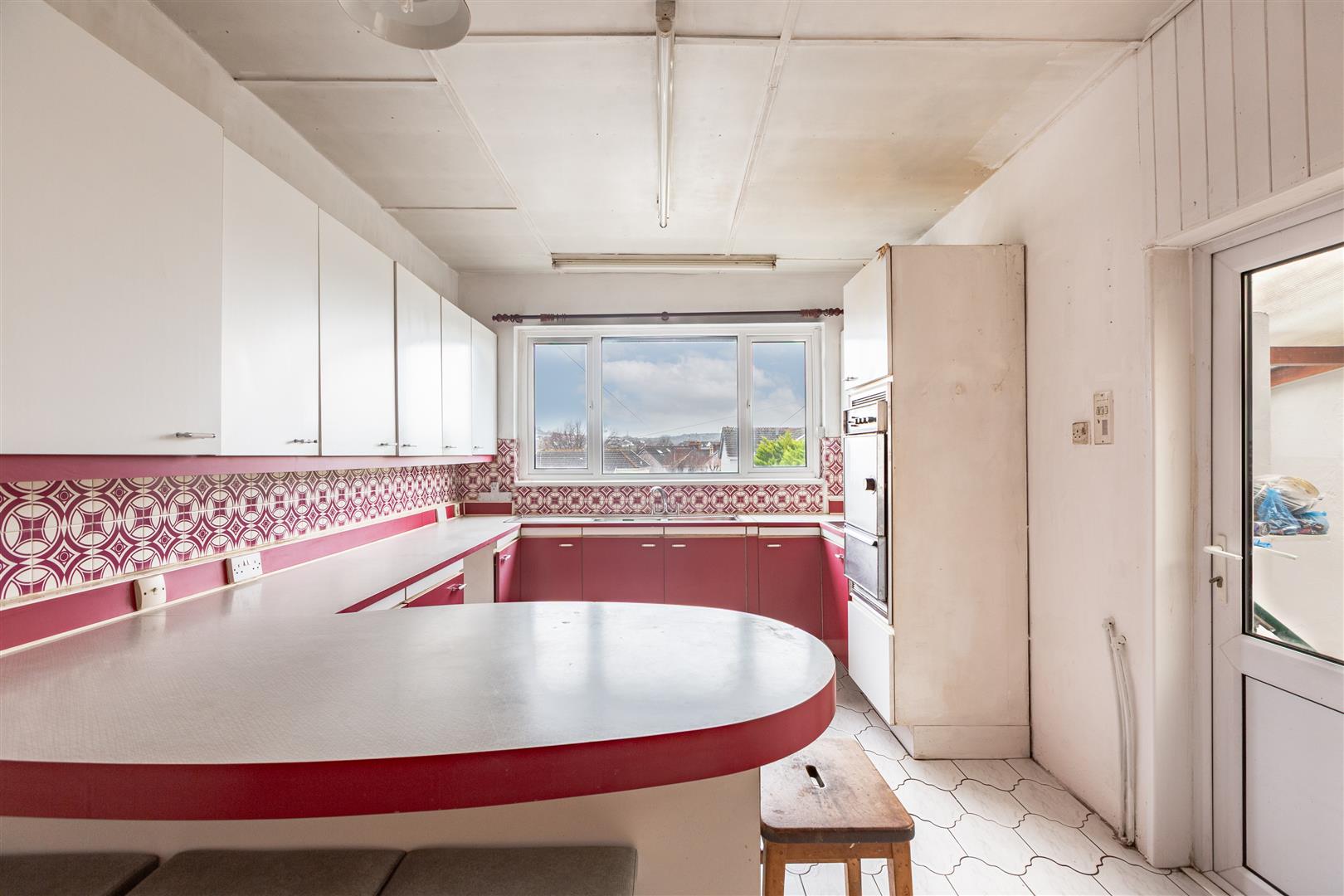 College Hill, Llanelli, SA15 1EL